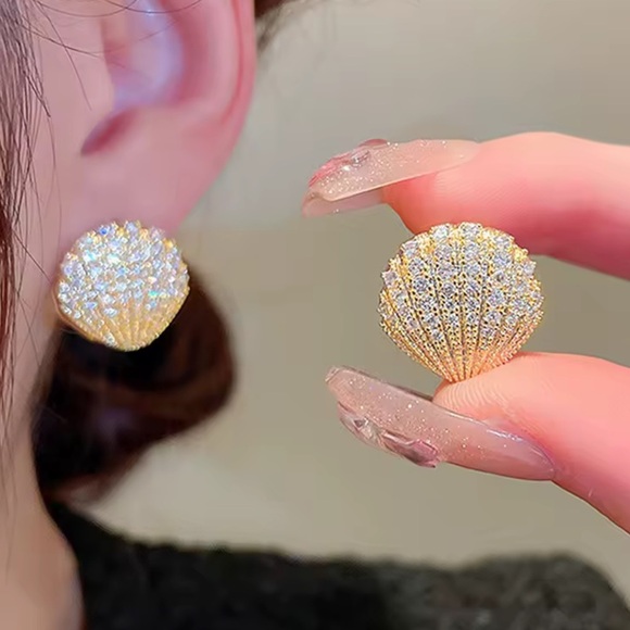 Sea Shell Gold Diamond Crystal Accents Earrings - Picture 3 of 5
